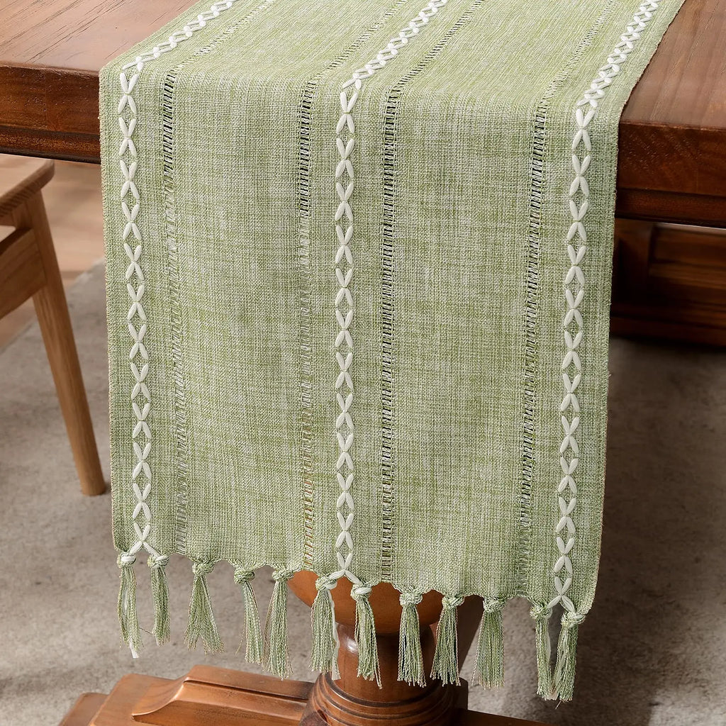 Linen Farmhouse Tassel Runner